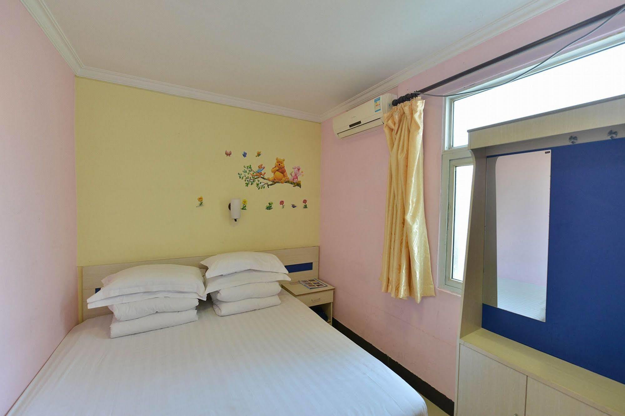 Happy Dragon Hotel -- Nearby Tiananmen Square & Forbidden City & Wangfujing Street & Line 5,6,8 Subway Nearby & Free Coffee & Free Laundry & Fluent English Speaking & Tourist Attractions Ticket Service & Free Wifi Unlimited For Western Software Beijing Luaran gambar